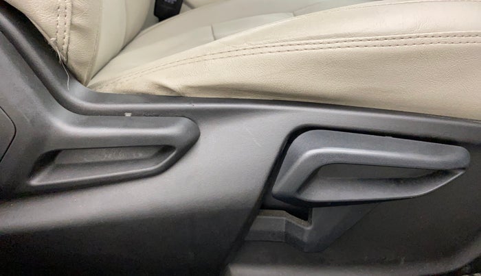 2021 Tata NEXON XZA PLUS SUNROOF DIESEL, Diesel, Automatic, 29,283 km, Driver Side Adjustment Panel