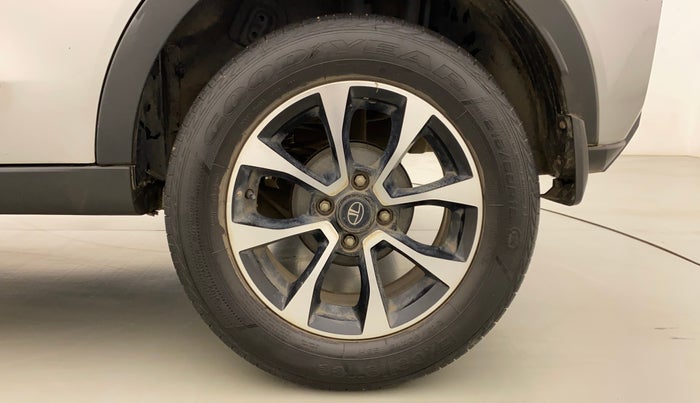 2021 Tata NEXON XZA PLUS SUNROOF DIESEL, Diesel, Automatic, 29,283 km, Left Rear Wheel