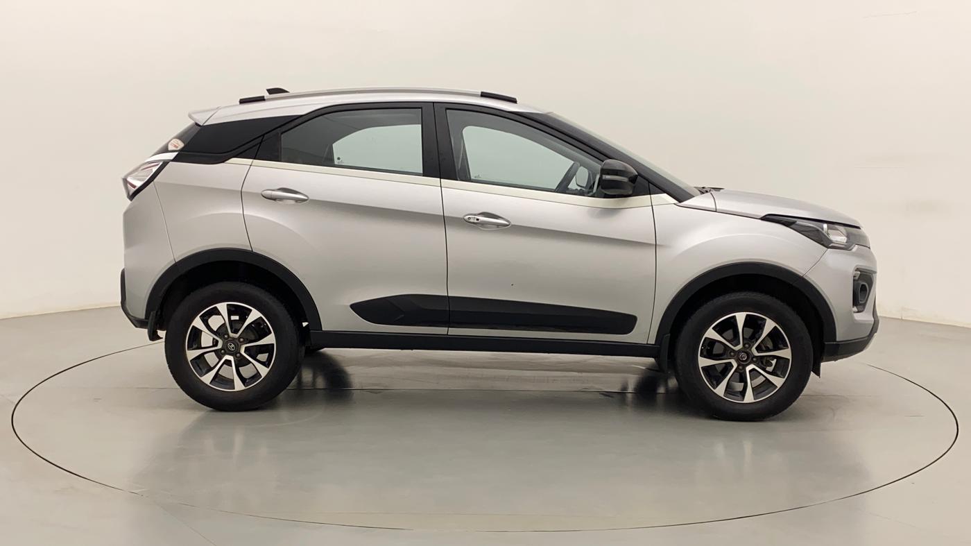 2021 Tata NEXON XZA PLUS SUNROOF DIESEL, Diesel, Automatic, 29,283 km, Right Side View