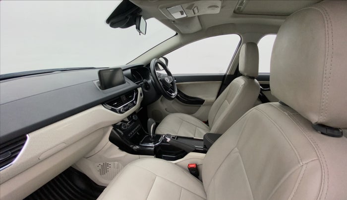 2021 Tata NEXON XZA PLUS SUNROOF DIESEL, Diesel, Automatic, 29,283 km, Right Side Front Door Cabin