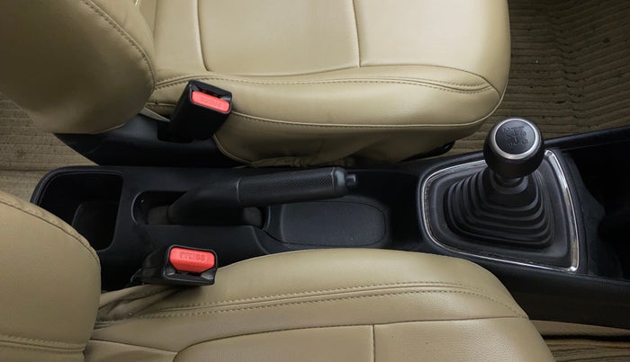 2018 Honda Amaze 1.2L I-VTEC VX, Petrol, Manual, 58,760 km, Gear Lever