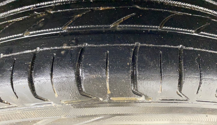 2018 Honda Amaze 1.2L I-VTEC VX, Petrol, Manual, 58,760 km, Right Front Tyre Tread