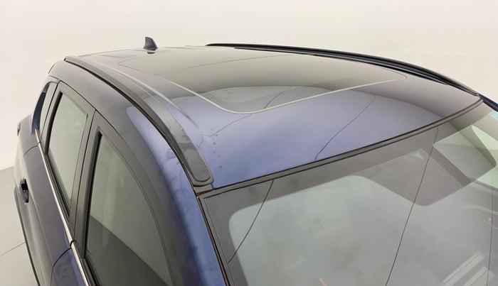 2022 Maruti Grand Vitara ALPHA SMART HYBRID ALLGRIP, Petrol, Manual, 11,806 km, Roof