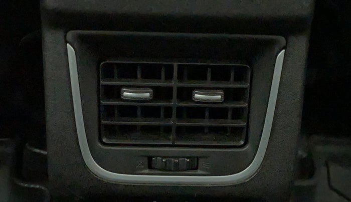 2022 Maruti Grand Vitara ALPHA SMART HYBRID ALLGRIP, Petrol, Manual, 11,806 km, Rear AC Vents