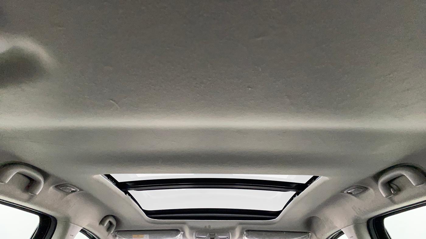 2022 Maruti Grand Vitara ALPHA SMART HYBRID ALLGRIP, Petrol, Manual, 11,806 km, Moonroof/ Sunroof