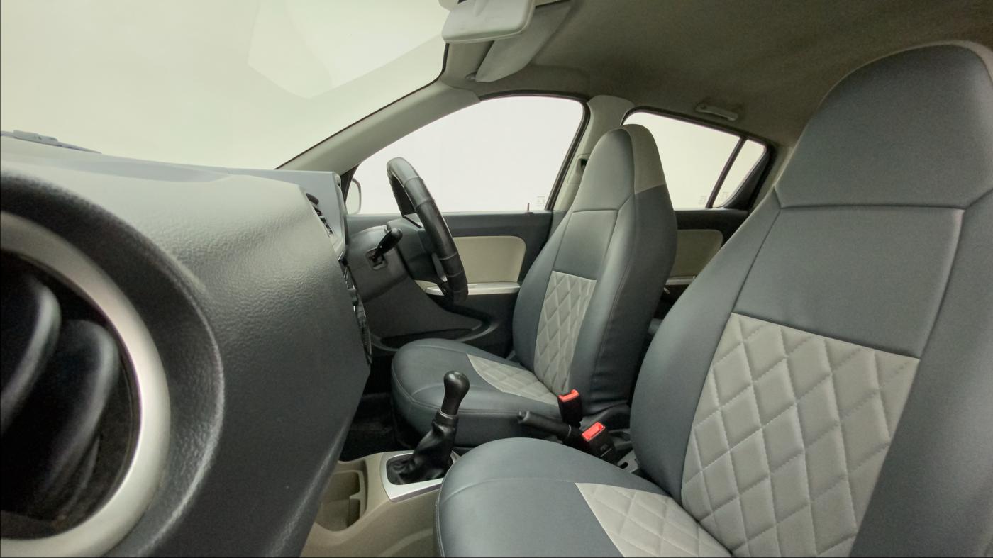 2017 Maruti Alto K10 VXI, Petrol, Manual, 43,414 km, Right Side Front Door Cabin