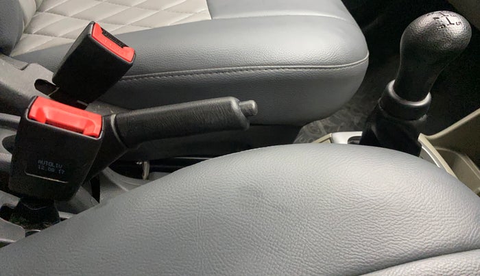2017 Maruti Alto K10 VXI, Petrol, Manual, 43,414 km, Gear Lever