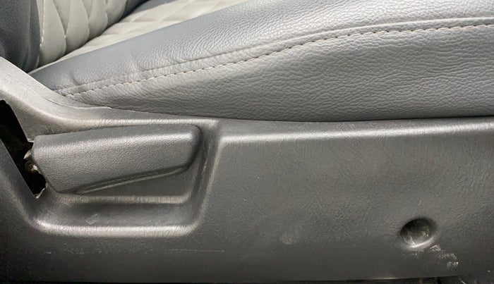 2017 Maruti Alto K10 VXI, Petrol, Manual, 43,414 km, Driver Side Adjustment Panel