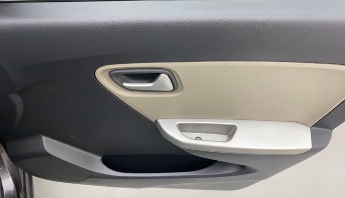 2017 Maruti Alto K10 VXI, Petrol, Manual, 43,414 km, Driver Side Door Panels Control