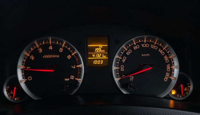 2017 Maruti Swift VXI D, Petrol, Manual, 41,321 km, Odometer Image