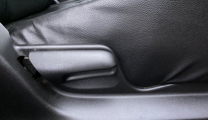 2017 Maruti Swift VXI D, Petrol, Manual, 41,321 km, Driver Side Adjustment Panel