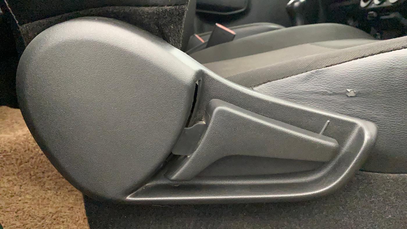 2019 Maruti S PRESSO VXI, Petrol, Manual, 36,560 km, Driver Side Adjustment Panel