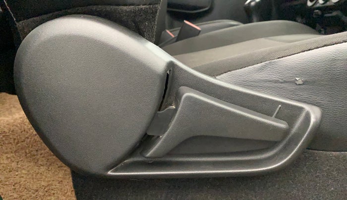 2019 Maruti S PRESSO VXI, Petrol, Manual, 36,560 km, Driver Side Adjustment Panel