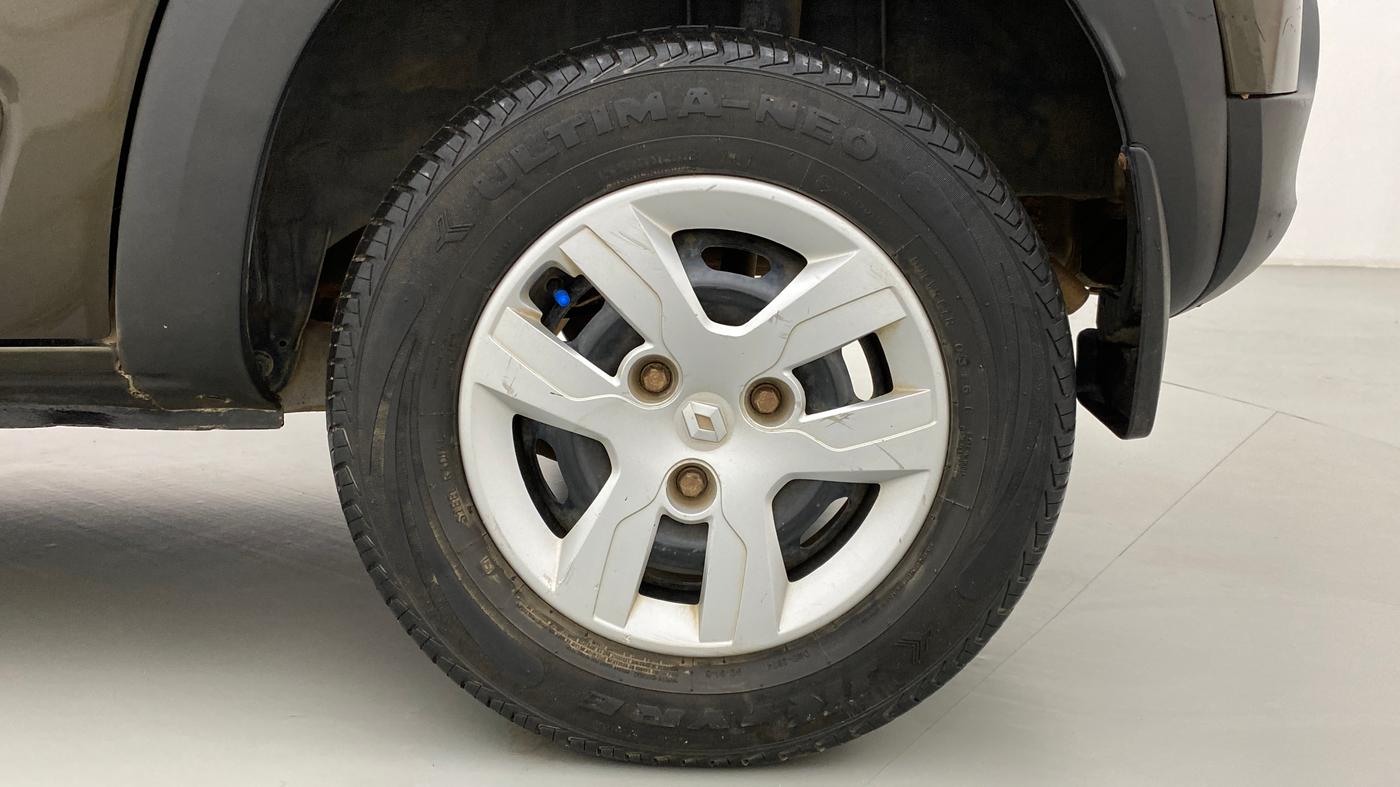 2016 Renault Kwid RXT Opt, Petrol, Manual, 55,494 km, Left Rear Wheel