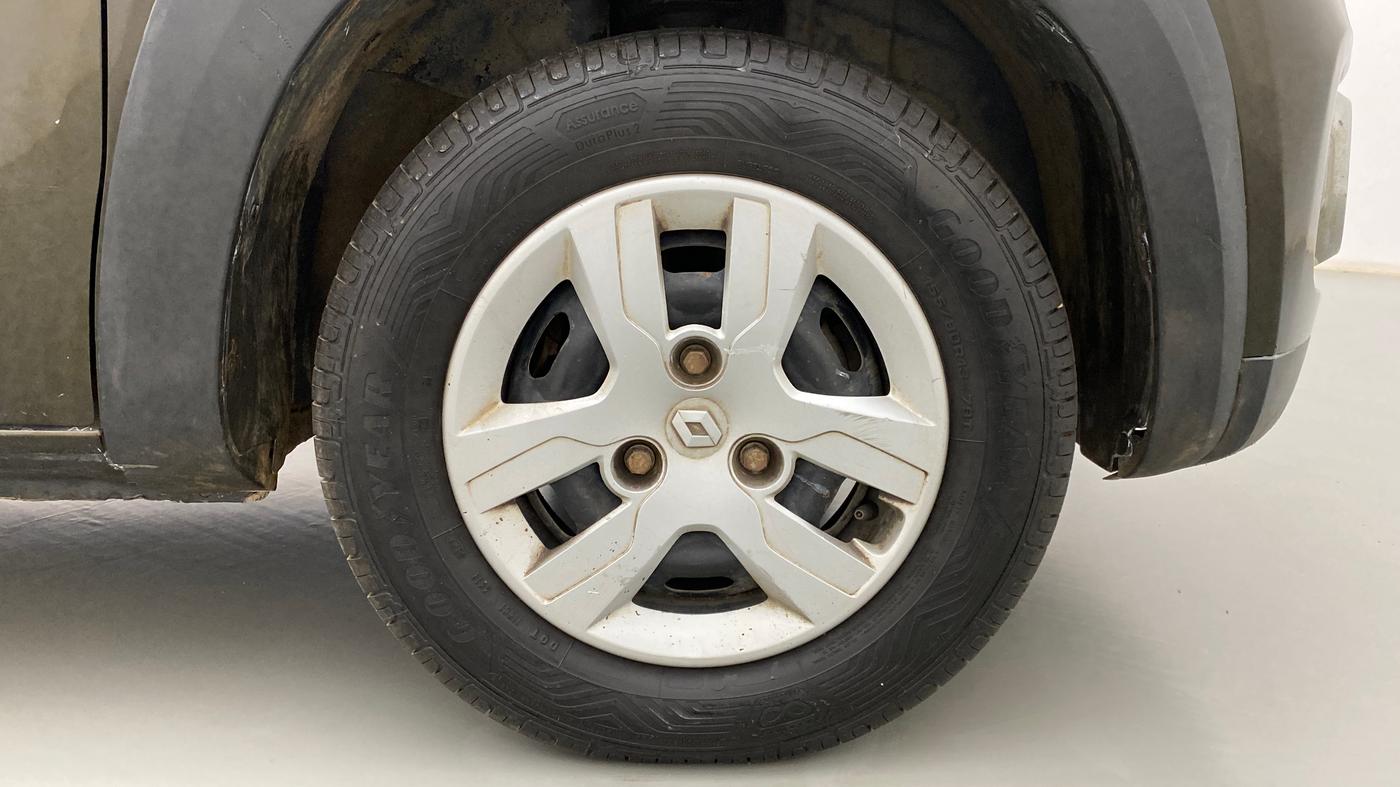 2016 Renault Kwid RXT Opt, Petrol, Manual, 55,494 km, Right Front Wheel