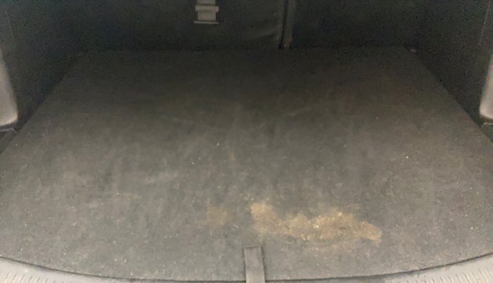 2018 Maruti S Cross ZETA 1.3, Diesel, Manual, 82,043 km, Boot Inside