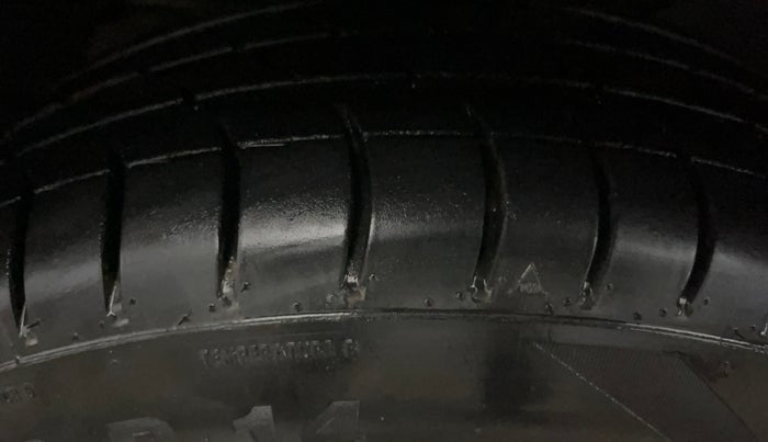 2019 Tata Tiago XZ PETROL, CNG, Manual, 84,710 km, Left Front Tyre Tread