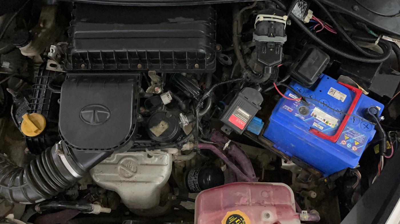 2019 Tata Tiago XZ PETROL, CNG, Manual, 84,755 km, Engine View - Left