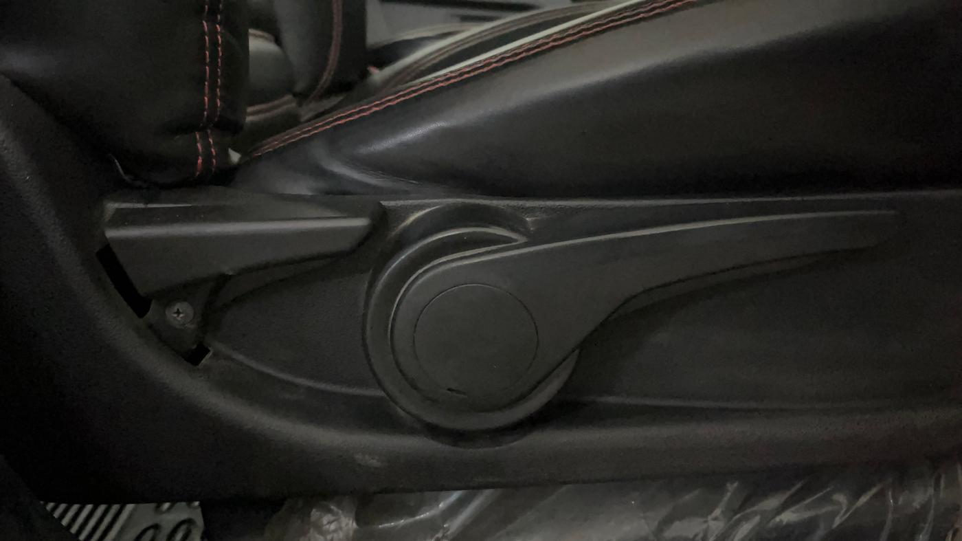 2019 Tata Tiago XZ PETROL, CNG, Manual, 84,755 km, Driver Side Adjustment Panel