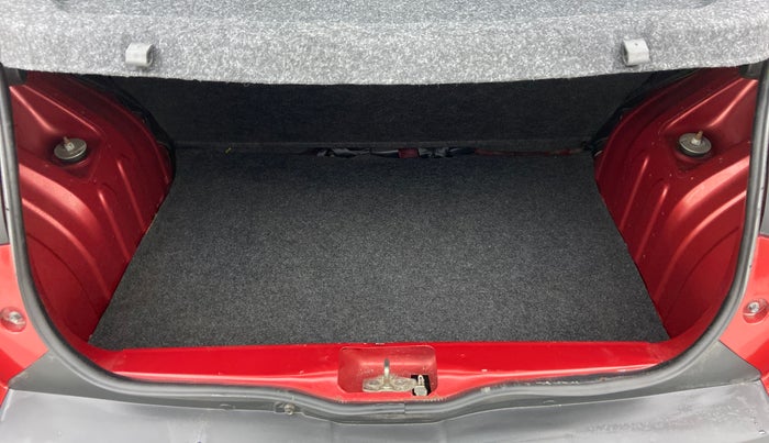 2020 Renault Kwid RXT, Petrol, Manual, 12,617 km, Boot Inside