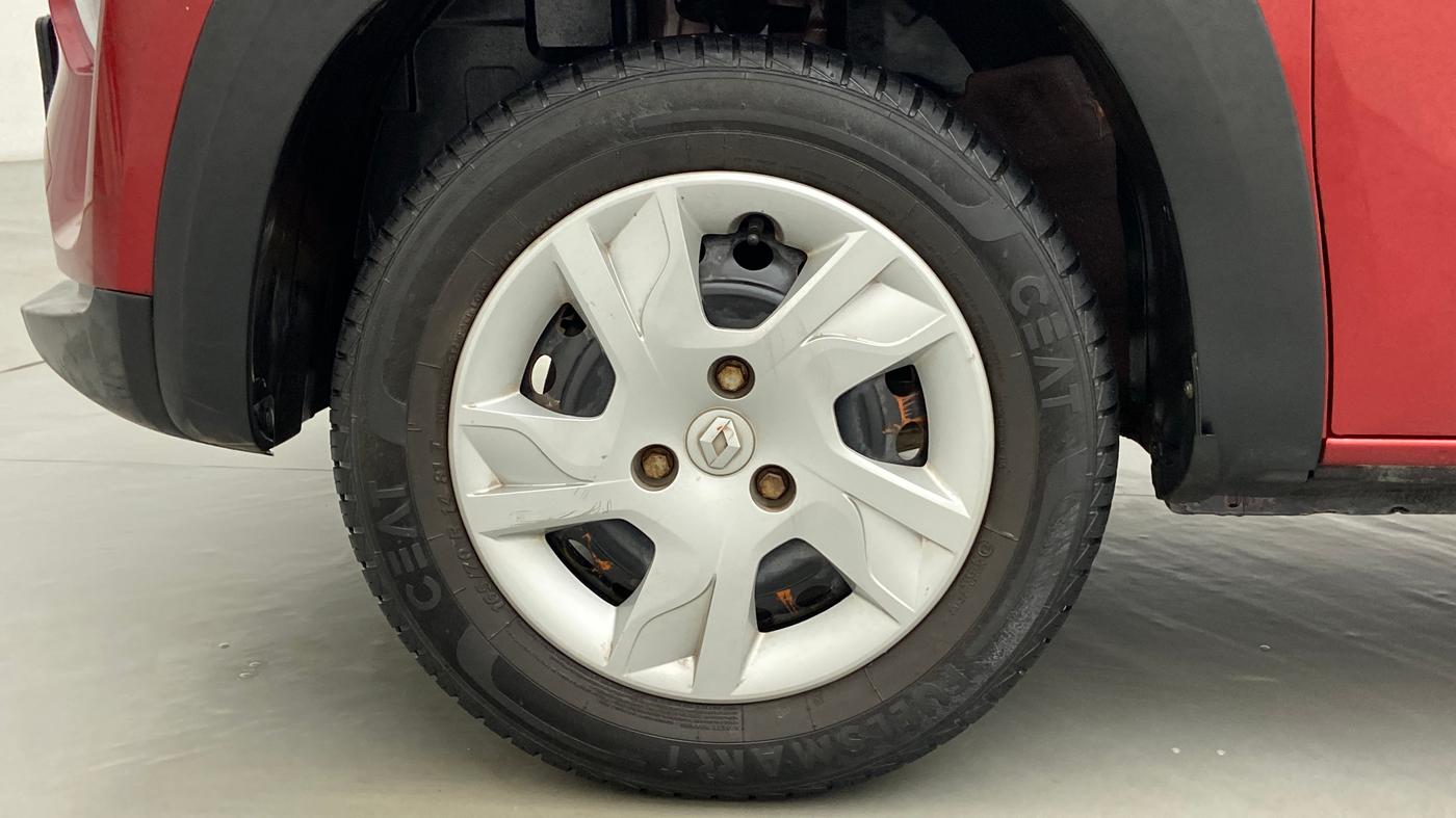 2020 Renault Kwid RXT, Petrol, Manual, 12,617 km, Left Front Wheel