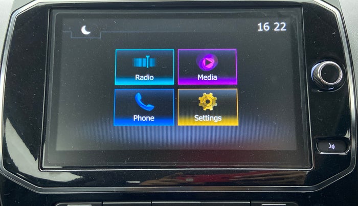 2020 Renault Kwid RXT, Petrol, Manual, 12,617 km, Infotainment System
