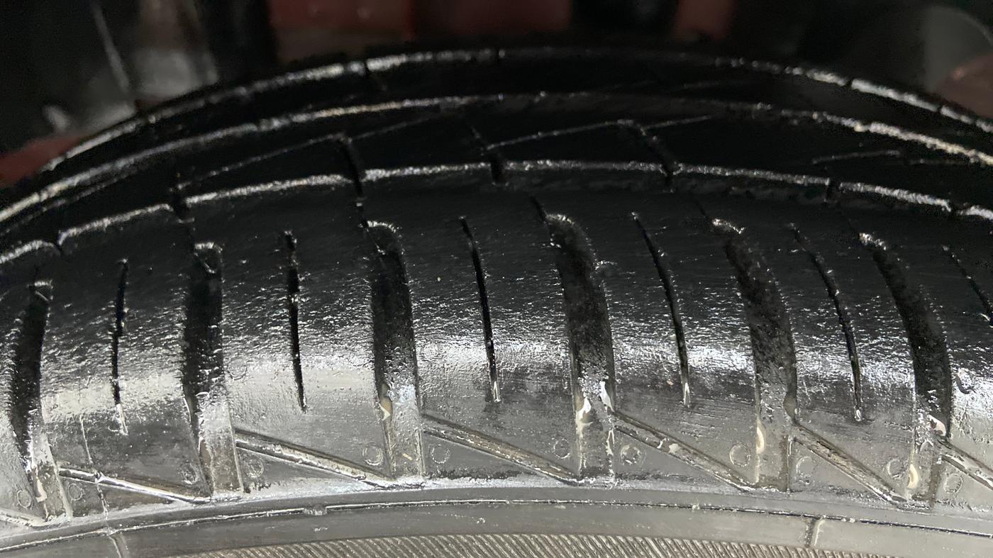 2020 Renault Kwid RXT, Petrol, Manual, 12,617 km, Left Front Tyre Tread