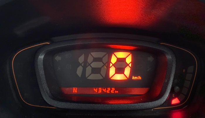 2017 Renault Kwid 1.0 RXT Opt AT, Petrol, Automatic, 43,476 km, Odometer Image