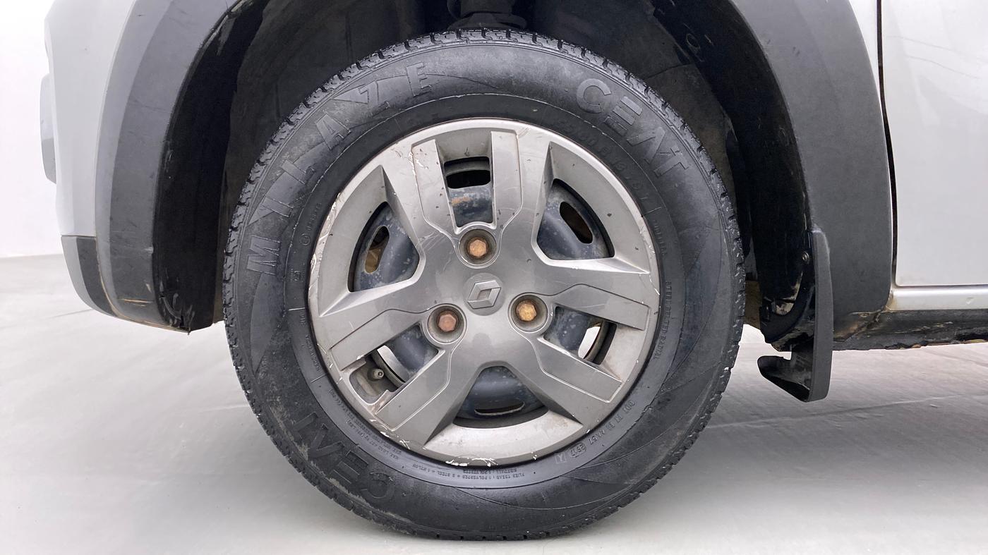 2017 Renault Kwid 1.0 RXT Opt AT, Petrol, Automatic, 43,476 km, Left Front Wheel