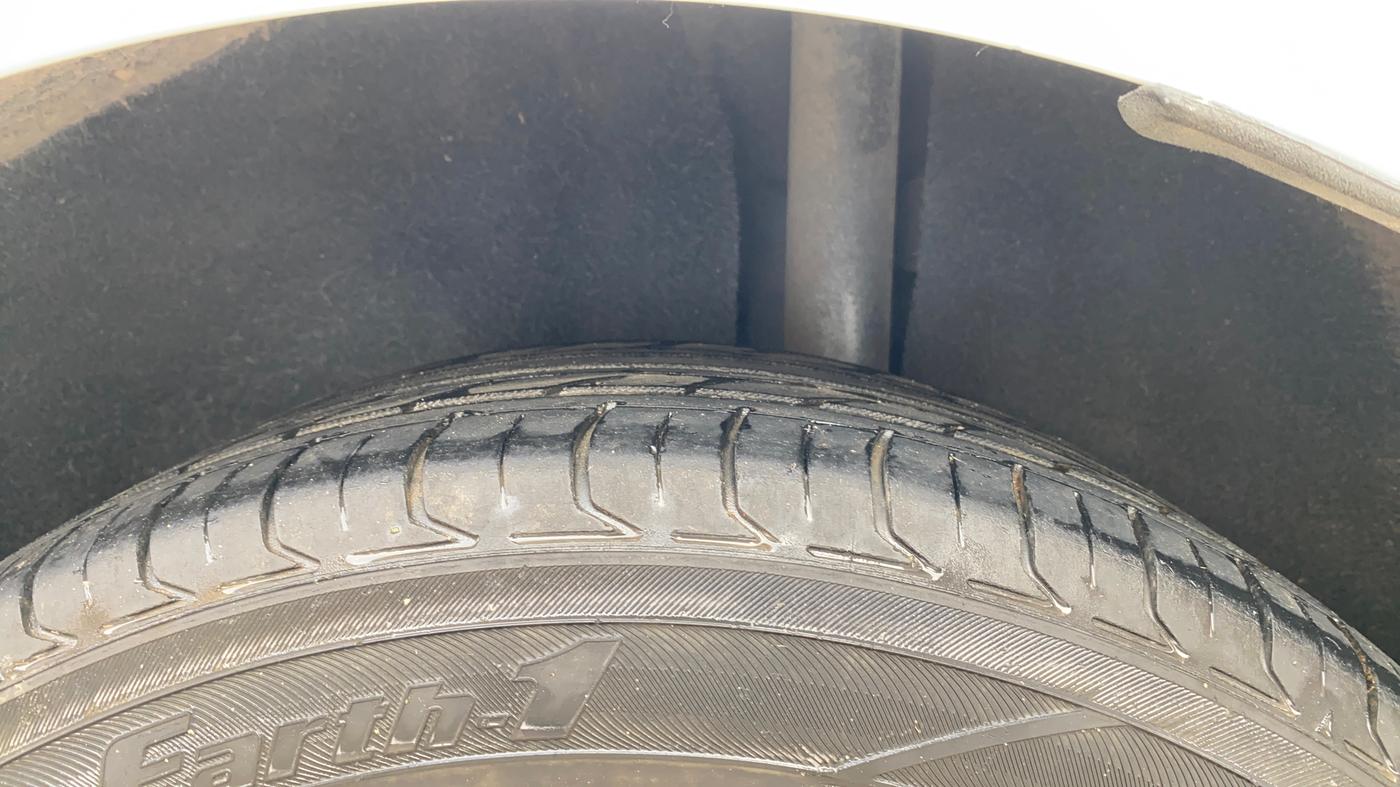 2019 Ford Ecosport TITANIUM + 1.5L PETROL, CNG, Manual, 1,24,712 km, Left Rear Tyre Tread