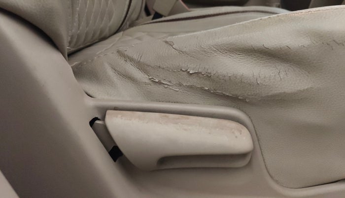 2013 Maruti Ertiga VXI, Petrol, Manual, 75,087 km, Driver Side Adjustment Panel