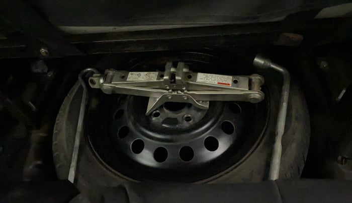 2013 Maruti Wagon R 1.0 VXI, CNG, Manual, 71,137 km, Spare Tyre
