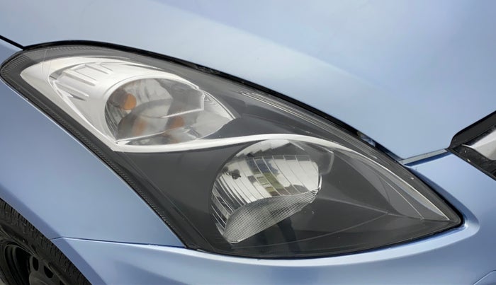 2015 Maruti Swift Dzire VXI, Petrol, Manual, 86,630 km, Right headlight - Minor scratches