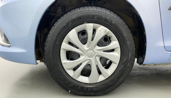 2015 Maruti Swift Dzire VXI, Petrol, Manual, 86,630 km, Left Front Wheel