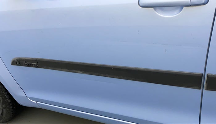 2015 Maruti Swift Dzire VXI, Petrol, Manual, 86,630 km, Front passenger door - Slightly dented