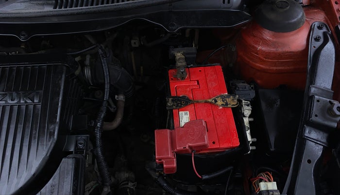 2016 Maruti Swift VXI O, Petrol, Manual, 95,288 km, Engine View - Left