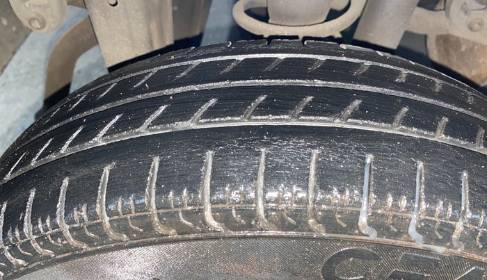 2014 Maruti Alto 800 VXI, Petrol, Manual, 38,018 km, Right Rear Tyre Tread