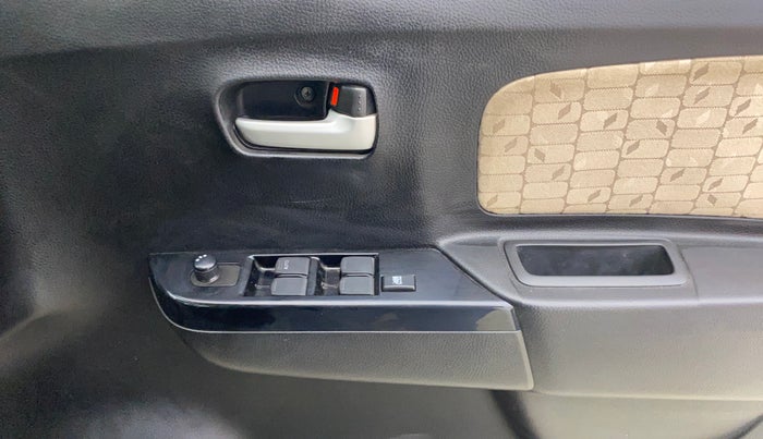 2018 Maruti Wagon R 1.0 VXI AMT, Petrol, Automatic, 23,817 km, Driver Side Door Panels Control