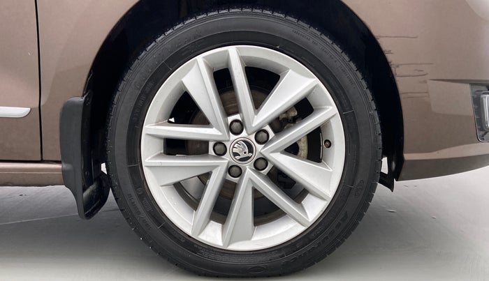 2020 Skoda Rapid STYLE 1.0TSI MT, Petrol, Manual, 20,946 km, Right Front Wheel