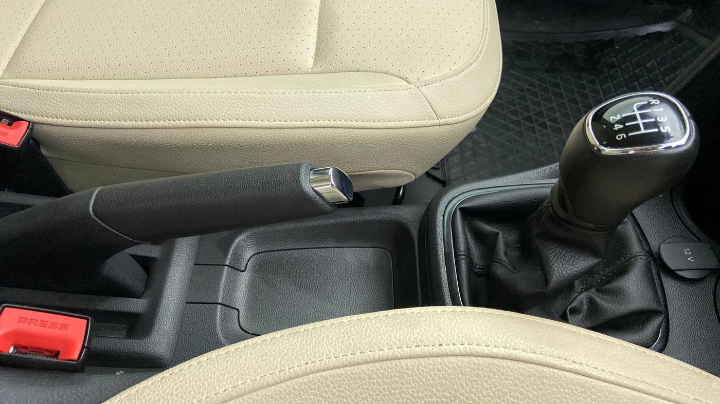 2020 Skoda Rapid STYLE 1.0TSI MT, Petrol, Manual, 20,946 km, Gear Lever