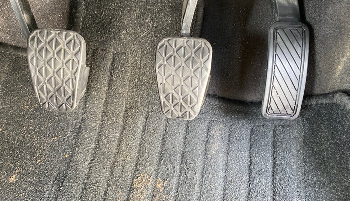 2017 Ford New Figo TREND 1.2 PETROL, Petrol, Manual, 41,939 km, Pedals