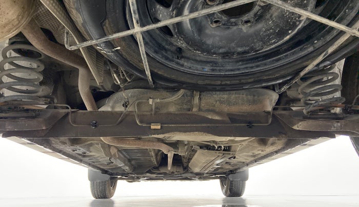 2015 Renault Duster 85 PS RXL, Diesel, Manual, 74,425 km, Rear Underbody