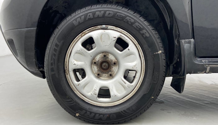 2015 Renault Duster 85 PS RXL, Diesel, Manual, 74,425 km, Left Front Wheel