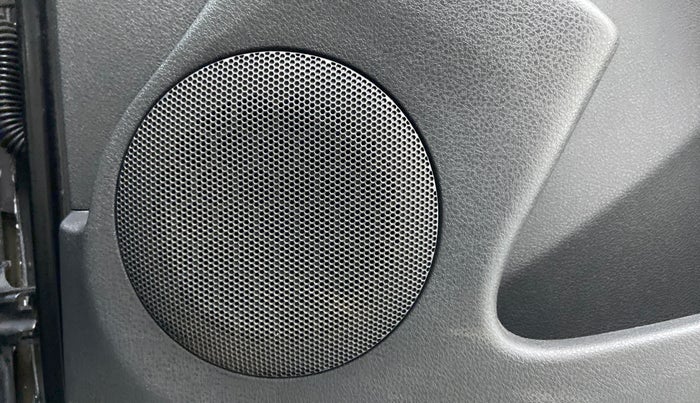 2015 Renault Duster 85 PS RXL, Diesel, Manual, 74,425 km, Speaker