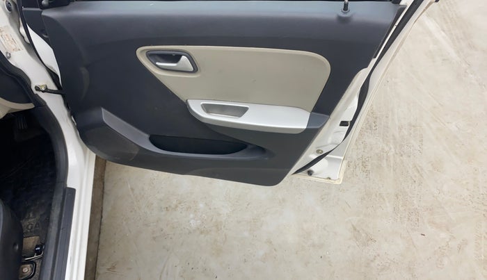 2016 Maruti Alto K10 VXI (O) AMT, Petrol, Automatic, 85,842 km, Driver Side Door Panels Control