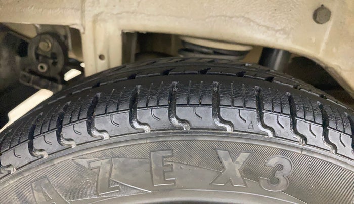 2016 Maruti Alto K10 VXI (O) AMT, Petrol, Automatic, 85,842 km, Right Rear Tyre Tread