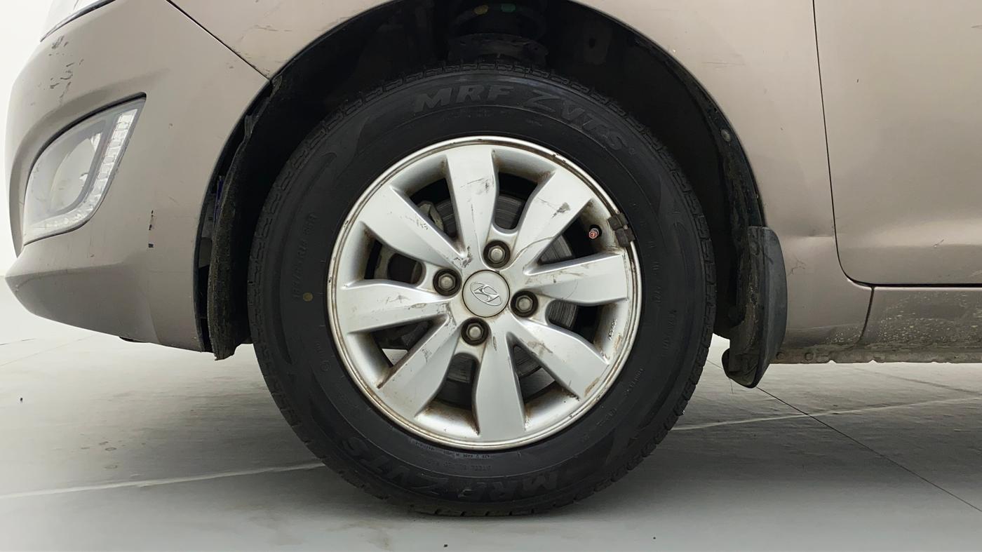 2012 Hyundai i20 SPORTZ 1.2 VTVT, Petrol, Manual, 47,555 km, Left Front Wheel