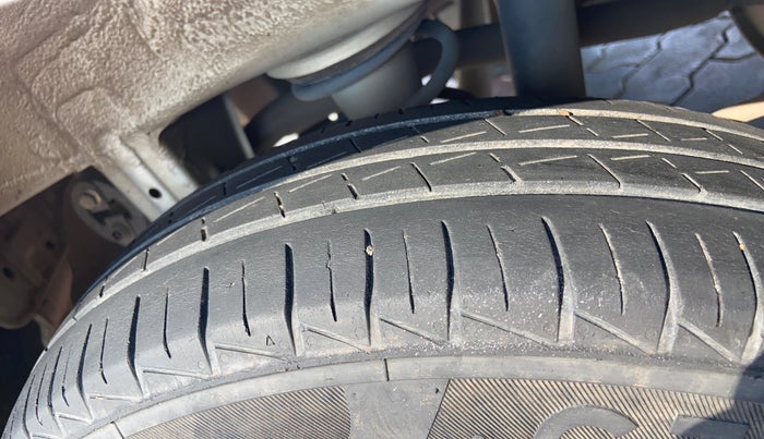 2022 Maruti Alto VXI, Petrol, Manual, 36,866 km, Right Rear Tyre Tread