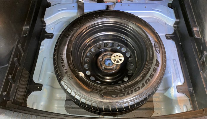 2019 Hyundai Creta EX 1.6 PETROL, Petrol, Manual, 45,239 km, Spare Tyre