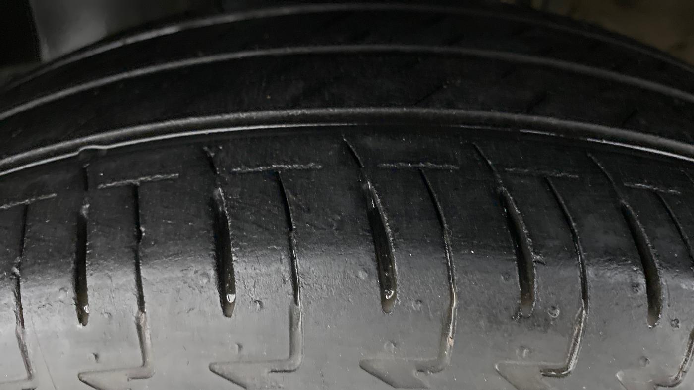 2019 Honda Amaze 1.2 S CVT I VTEC, Petrol, Automatic, 23,643 km, Left Front Tyre Tread